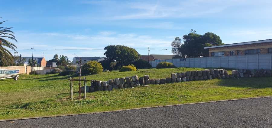 0 Bedroom Property for Sale in Sandbaai Western Cape